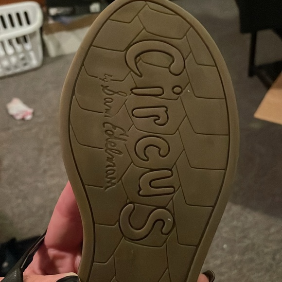 Sz 10 Sam Edelman sandals with lots of life left! - Picture 2 of 3